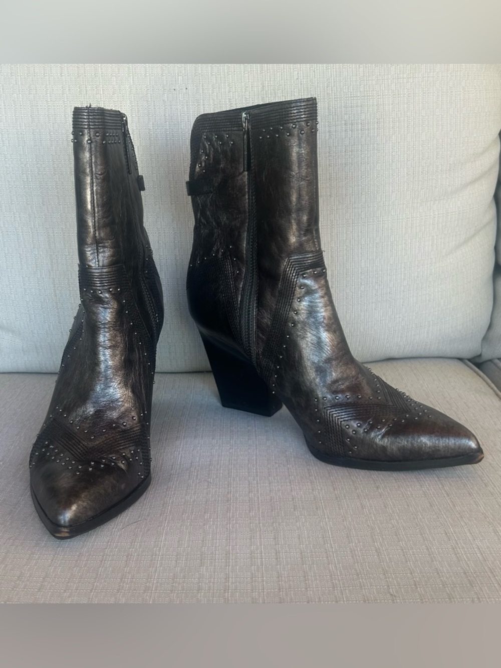 NWOB Donald J. Pliner Vegas Metallic Pointed-Toe Studded Leather Ankle Boots - Picture 2 of 8
